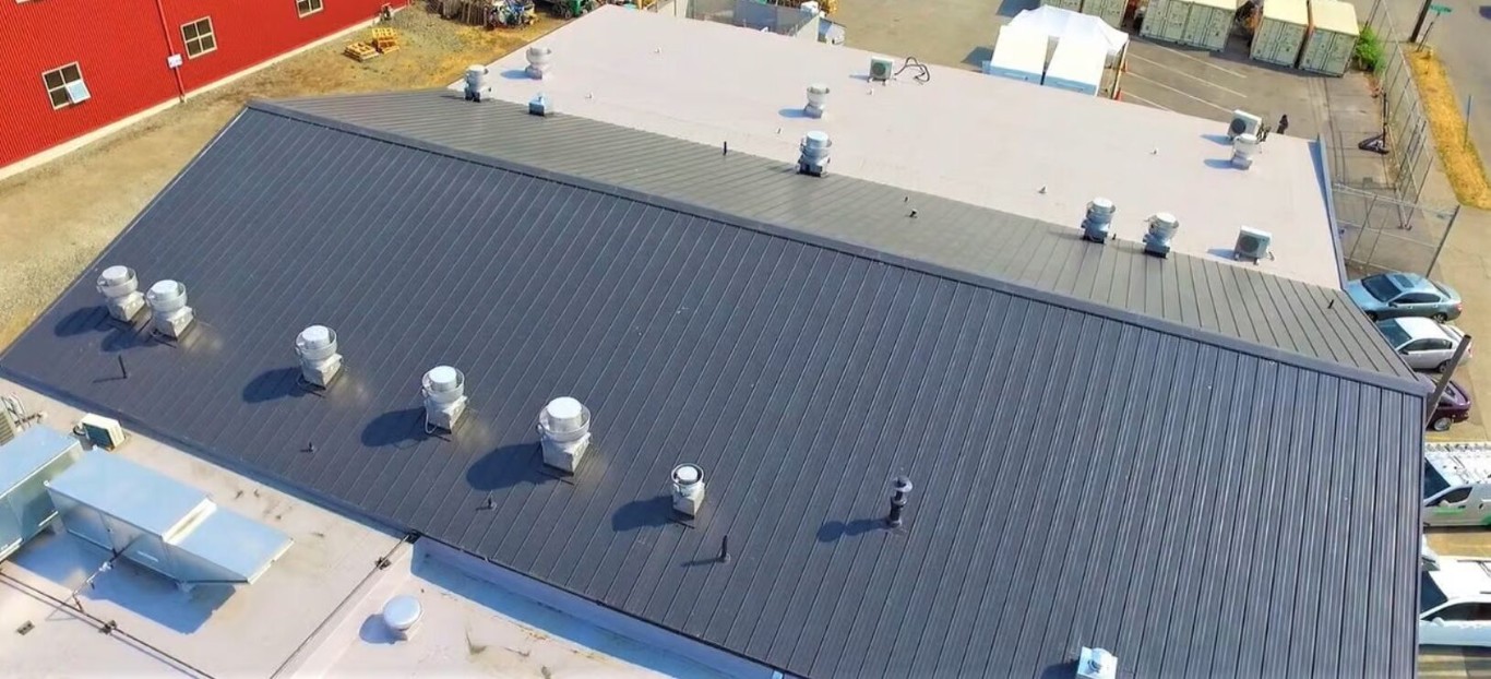 Commercial flat roof installation and maintenance in Indio, CA