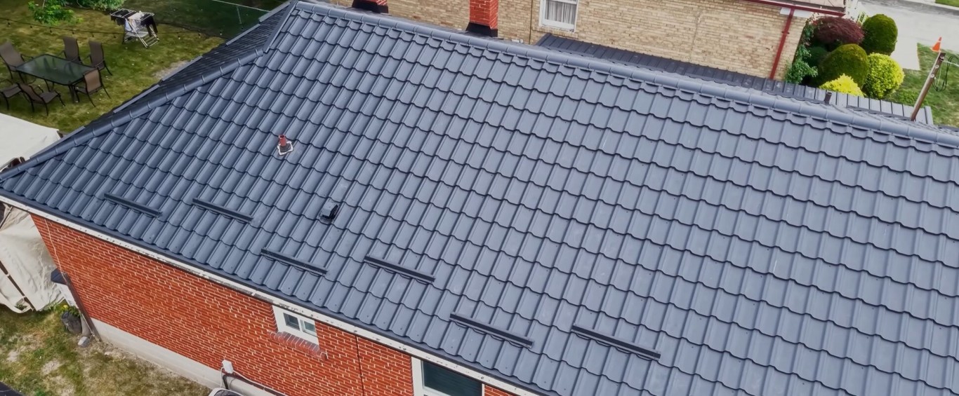 Modern tile roof installation showcasing quality craftsmanship in Indio, CA